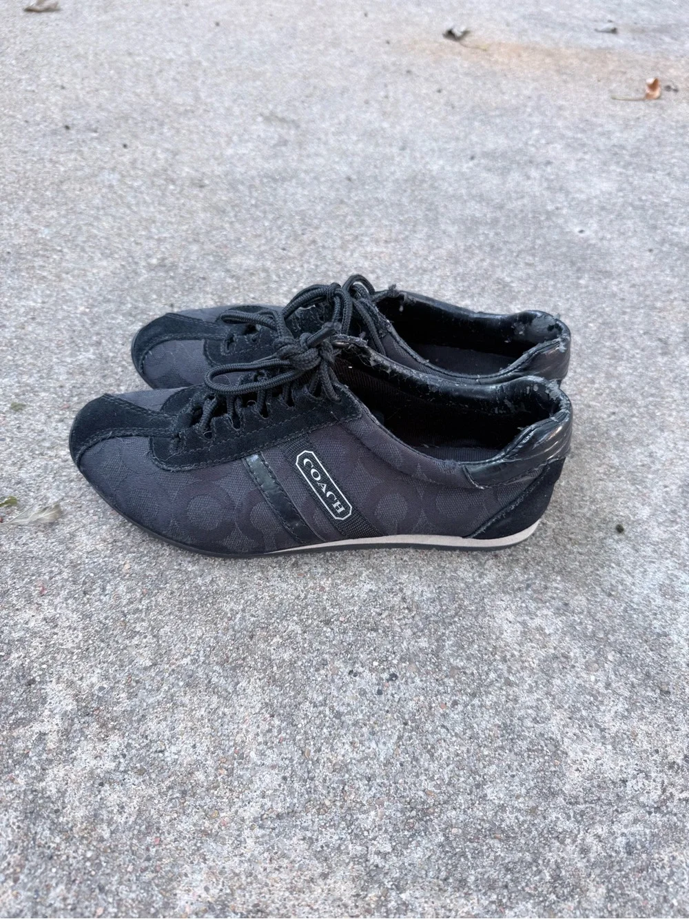 Coach Women’s Black Lace-Up Casual Sneakers